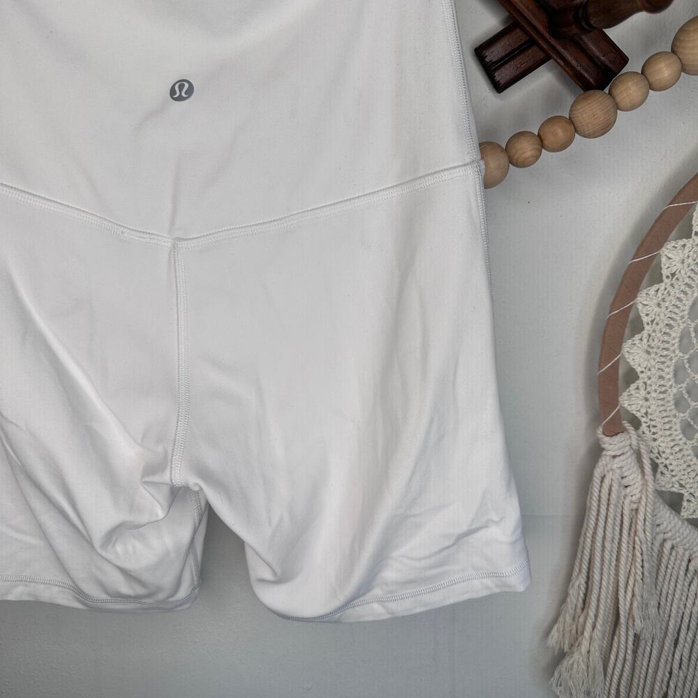 Lululemon Align White Biker Shorts - Picture 4 of 5